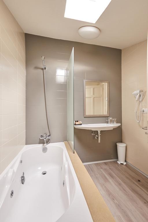 Hotel Boa Vista Viveiro Ngoại thất bức ảnh